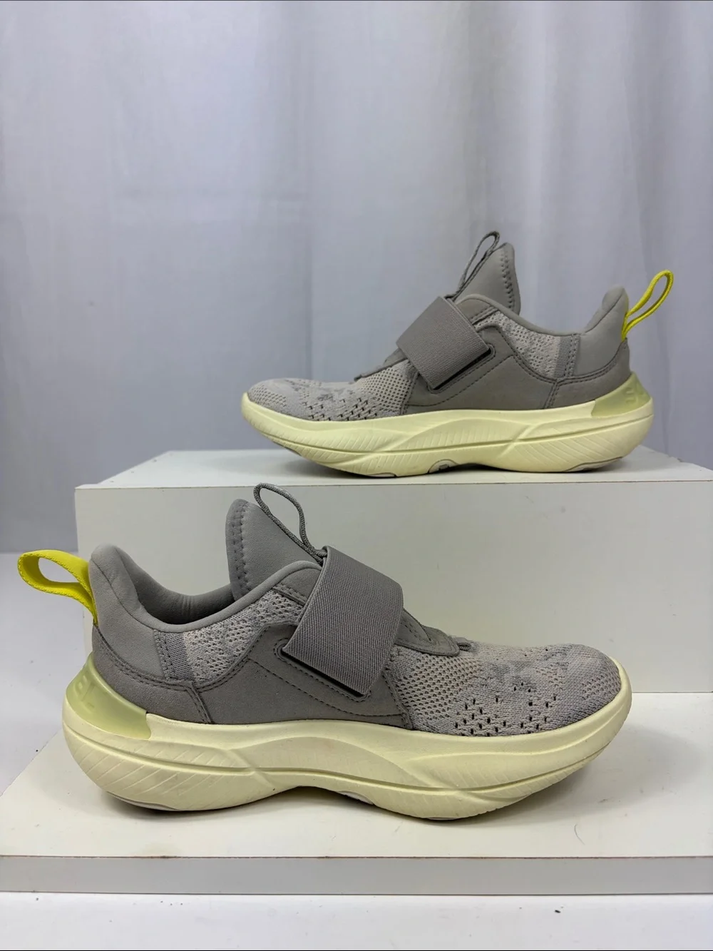 Sorel Women’s‎ Explorer Blitz Stride Strap Sneaker in Dark Stone/Bolt Hint.